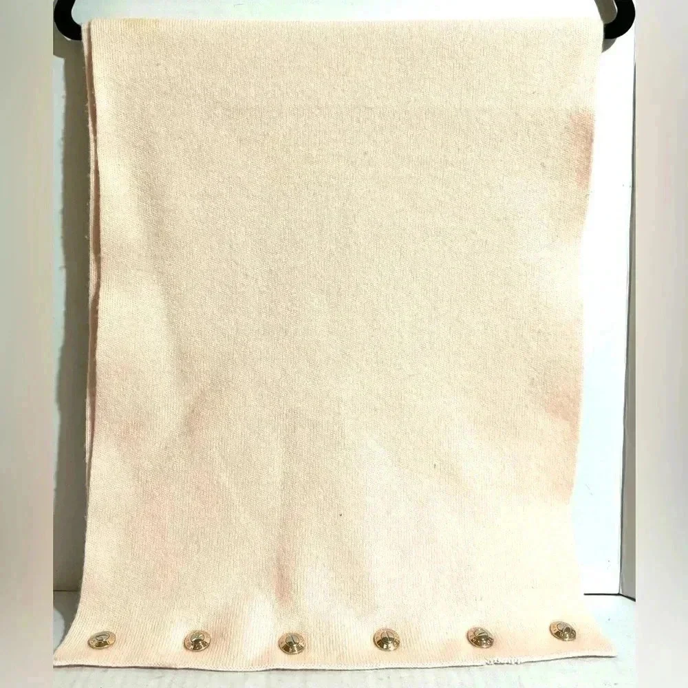 Henri Bendel pink cashmere scarf